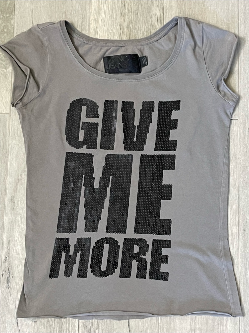 Mango Jeans Gray Sequin “Give Me More” Graphic Tee Size M